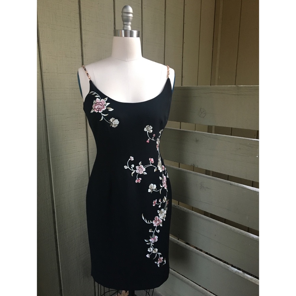 Vintage Maggie London Sleeveless Beaded Midi Black Dress